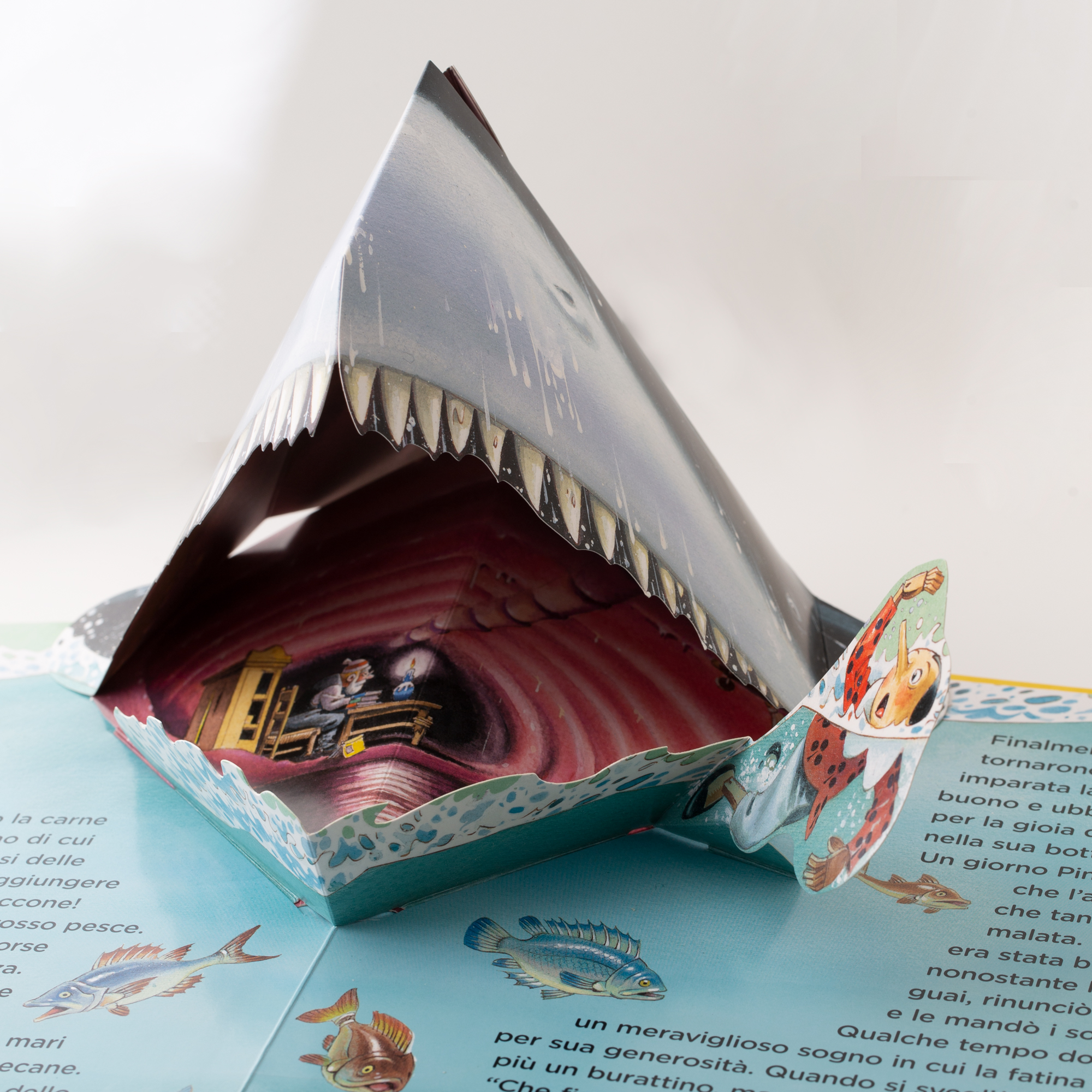 Pop-up storybook of Pinocchio - The tale of Pinocchio in three-dimensional  pages